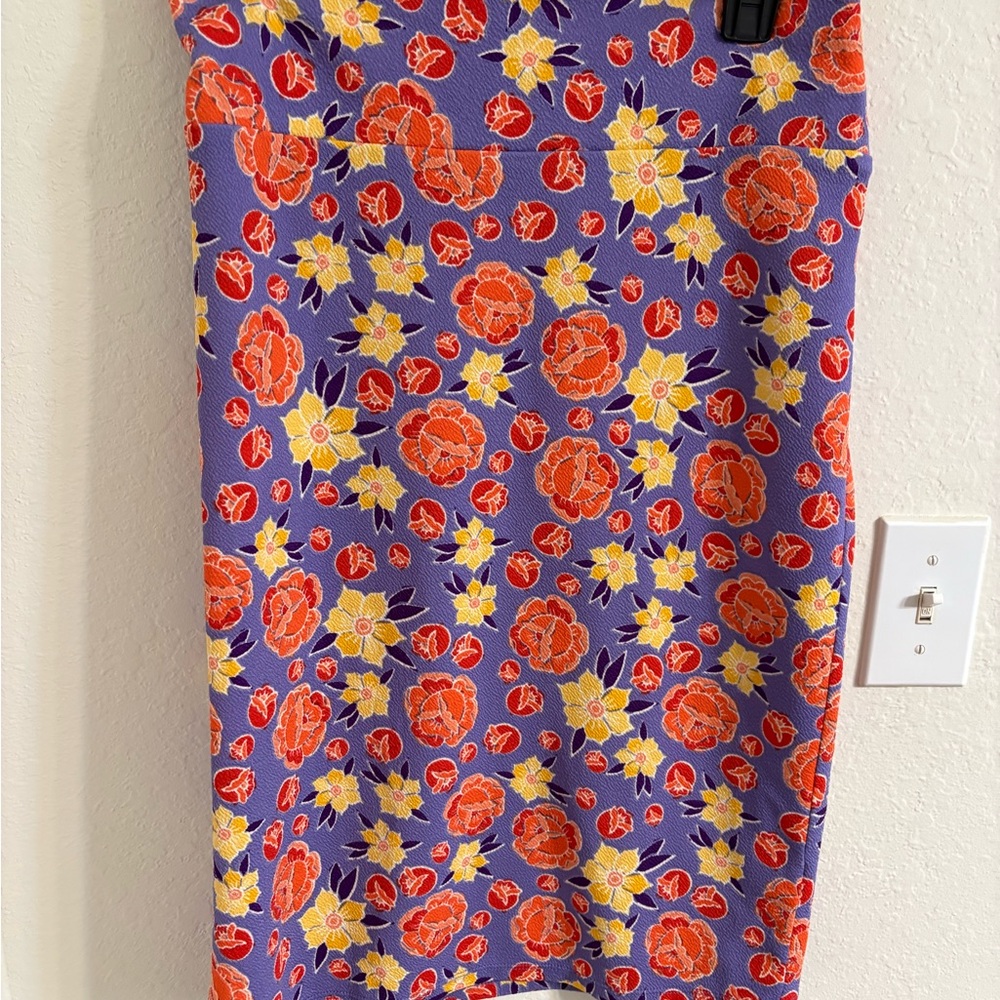 Lularoe Floral Women's Skirt in Purple and Orange. NWOT.
